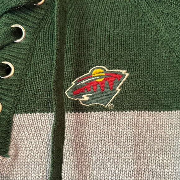 NWT! Green and Gray Minnesota Wild Sweater - Picture 2 of 5